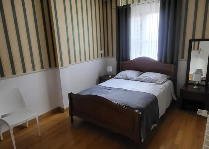 Appartement Les Chez Léo Bar-sur-Aube